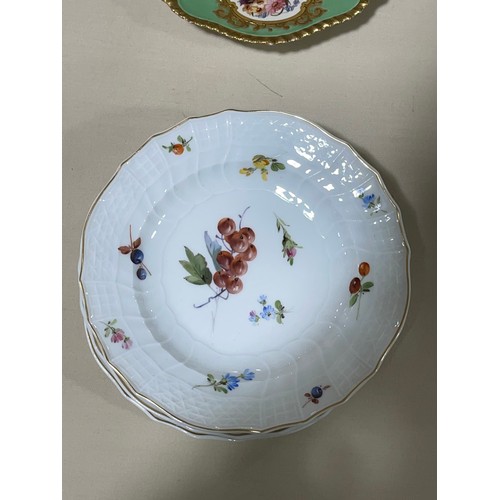 1106 - Worcester Flight Barr and Barr painted and gilded porcelain cabinet cup and saucer, and 6 Meissen po... 