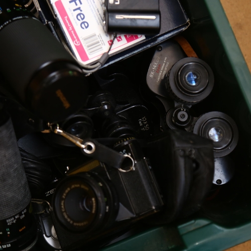 287 - A quantity of various Vintage cameras and binoculars, including various lenses and accessories, Pent... 