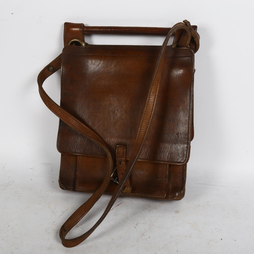 299 - A heavy duty dispatch/messenger shoulder bag