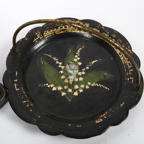 344 - A Victorian papier mache black lacquered gilded tray, and jewellery box with Oriental decoration, tr... 