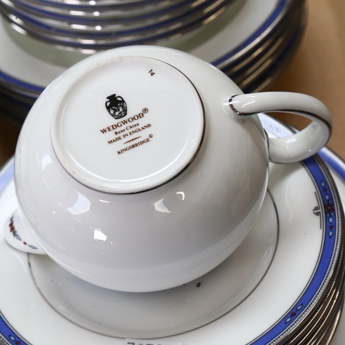 490 - Wedgwood bone china tea, dinner and coffee service in Kingsbridge pattern, including tureens, coffee... 