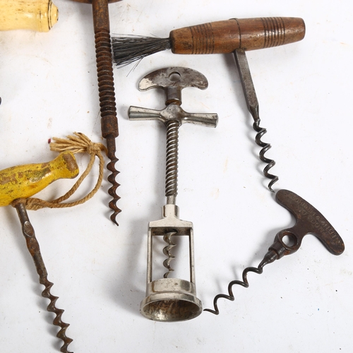 751 - Assorted Victorian and other corkscrews