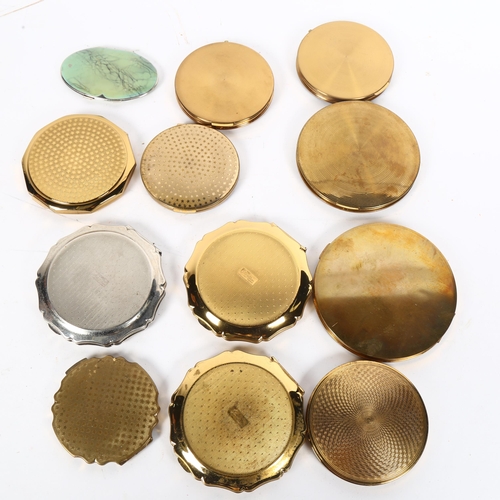 822 - A quantity of Vintage compacts, including Stratton, and various other designs (12)