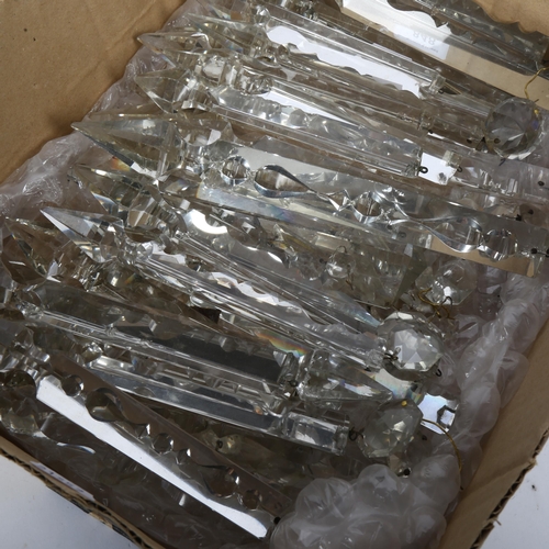 848 - A quantity of Vintage arrowhead glass lustres