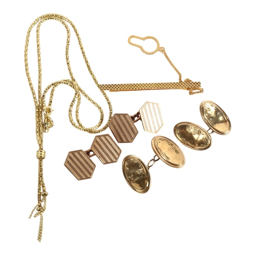 1086 - A group of 9ct gold jewellery, to include 2 pairs of cufflinks, a tie clip, and necklace, 16.6g