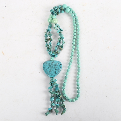 1092 - A turquoise necklace with heart-shape pendant