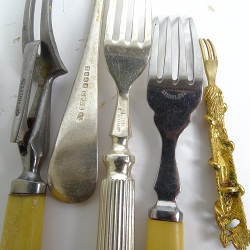 1000 - T GLOSSOP & SONS - a part canteen of silver plated cutlery, including fish service and carving set, ... 