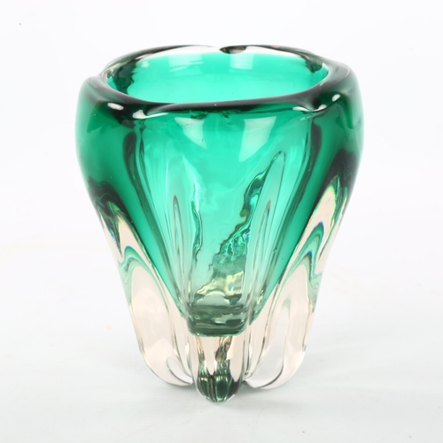 73 - A mid-century green glass Murano vase, height 18cm