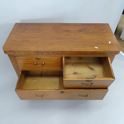 2012 - A Victorian mahogany chest of 2 short and 2 long drawers, 99cm x 90cm x 45cm