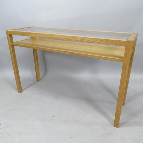 2028 - A contemporary light oak 2-tier console table with inset glass top, 130cm x 80cm x 41cm