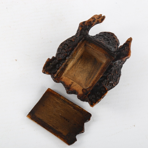 211 - An unusual Victorian treen snuffbox in the form of a toad, with sliding lid under his belly, length ... 