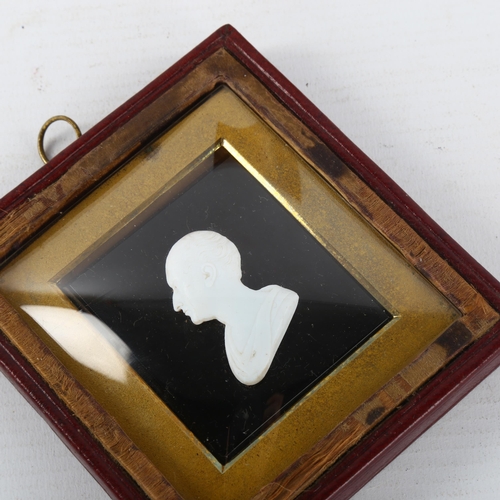 220 - A Victorian black and white cameo glass portrait plaque in original Morocco leather case, frame heig... 