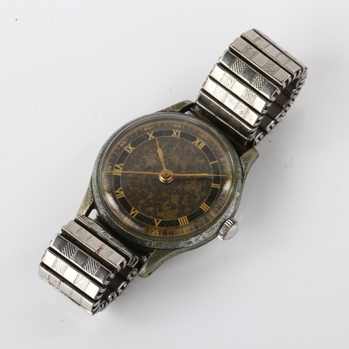 1040 - LEMANIA - a Second World War Period chrome plated mechanical bracelet watch, ref. 190C, circa 1940s,... 