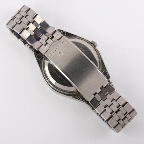 1049 - SEIKO - a Vintage stainless steel Sq4004 quartz bracelet watch, ref. 0903-8109, circa 1970s, silvere... 