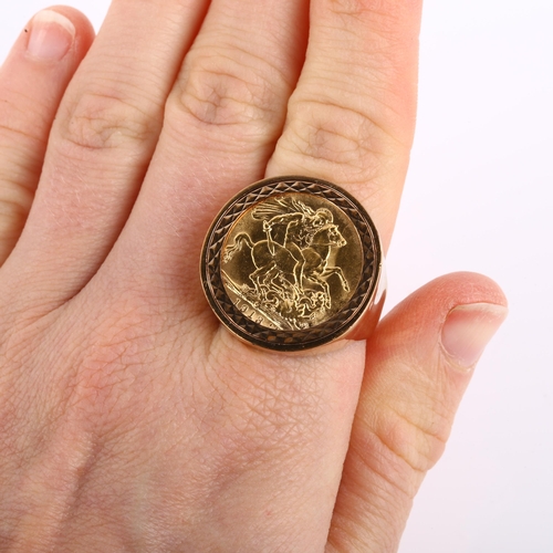 1150 - A George V 1913 gold full sovereign coin, Perth Mint, in 9ct gold ring mount, setting height 25mm, s... 