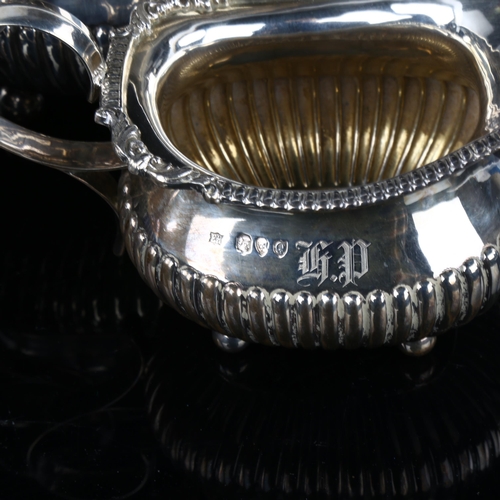 1730 - A late Victorian silver 3-piece tea set, comprising teapot, 2-handled sugar bowl and cream jug, oval... 