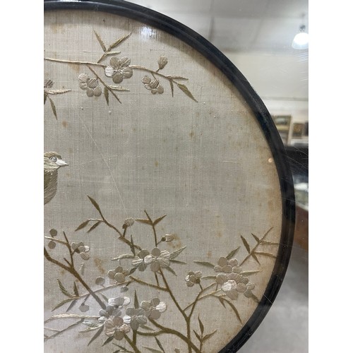 314 - A 19th century Pien Mien Chinese fan, embroidered in silk on both faces, with lacquer mount and silk... 