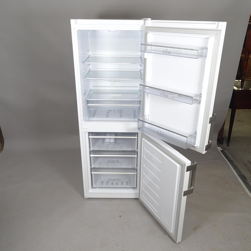 2522 - A Blomberg fridge freezer. 55cm x 152cm x 59cm