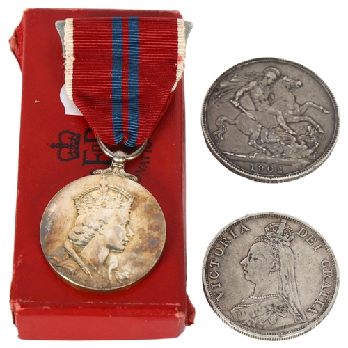 123 - An Edward VII silver crown 1902, a Victorian silver double florin 1889, and a Queen Elizabeth II 195... 