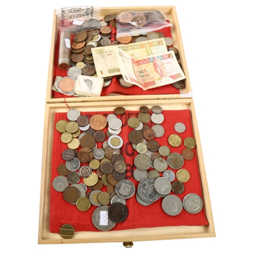 129 - A collection of British and worldwide coins