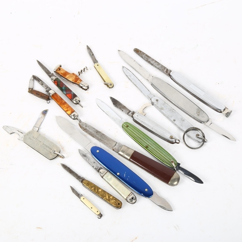 135 - A group of 16 various Vintage and other penknives