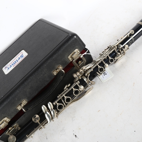 268 - SELMER (USA) - a 5-section clarinet in hardshell case