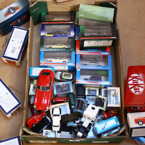 577 - A quantity of Corgi, Atlas Editions diecast vehicles, vehicles boxed and loose, including the Frankl... 