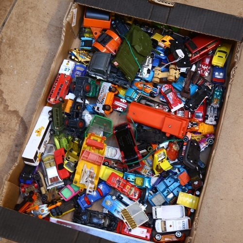 580 - A large quantity of diecast toy cars and vehicles, including Hot Wheels, Corgi, Matchbox etc