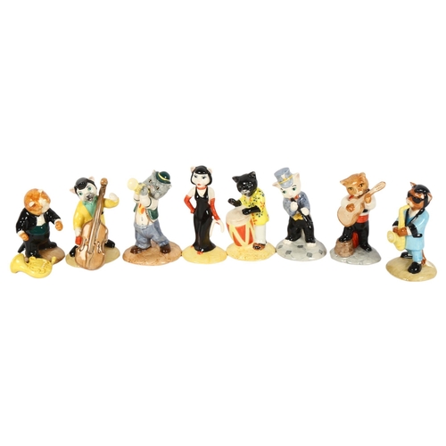 679 - A set of 8 Beswick musician figures, tallest Trad Jazz Cat, 11cm