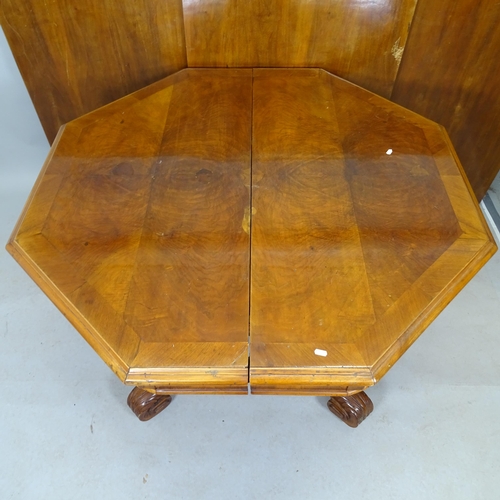 2642 - An antique mahogany octagonal draw leaf dining table with three spare leaves. 128cm (extending to 36... 