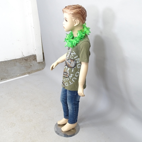 2643 - A vintage shop child mannequin. Height 117cm