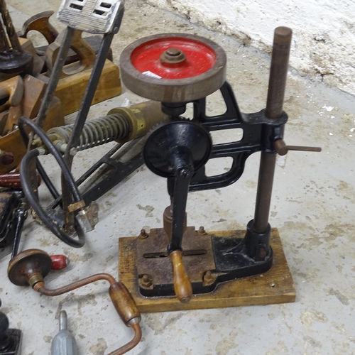 2655 - A quantity of vintage tools including drills, pump and oil can.