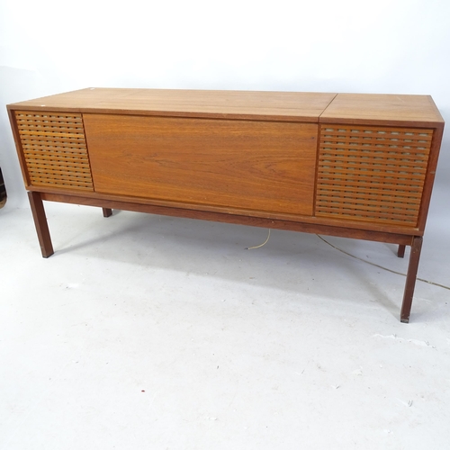 2351 - A mid-century teak-cased radiogram with Bang & Olufsen turntable, 160 x 70 x 55cm