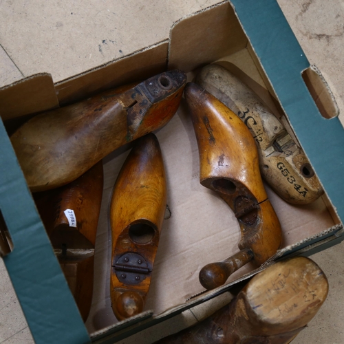 794 - A group of early 20th century wood shoe trees