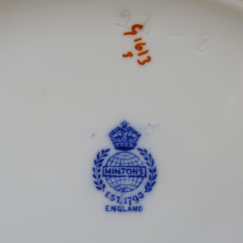 315 - A quantity of Mintons Delft, including a teapot and tea cups and bowls, with Oriental decoration