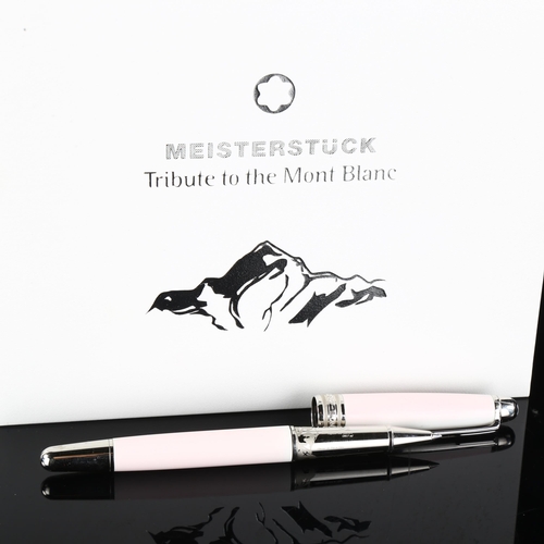 141 - MONT BLANC MEISTENSTUCK - tribute to the Mont Blanc pen, boxed