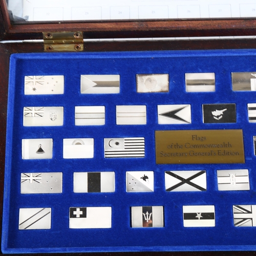 147 - The Flags of the Commonwealth miniature silver ingot collection, cased with certifcate