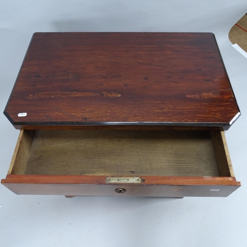 2030 - A 19th century Biedermeier mahogany chest of three long drawers. 73x63x46cm