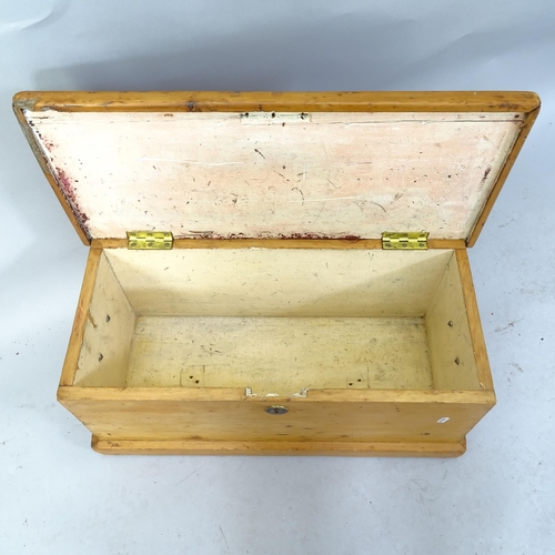 2114 - A small pine blanket box. 69 x 30 x 32cm.