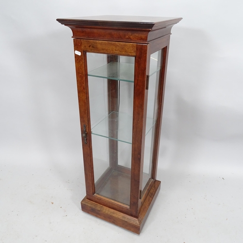 2161 - A mahogany and glass panelled shop display cabinet with single door and three adjustable shelves. 35... 