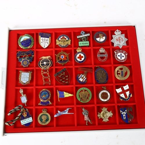 152 - A collection of 30 enamelled badges, to include East Sussex WI, British Red Cross, Henley Regatta 19... 