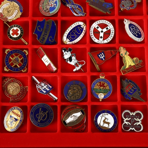 157 - 48 Vintage enamel and other badges, to include The WVS Civil Service, The Unquenchable Light Wales 1... 