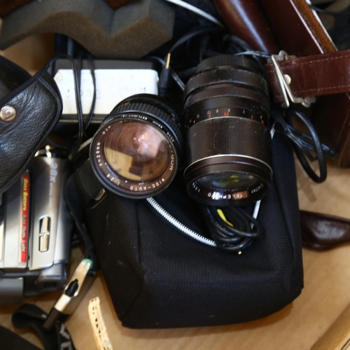 228 - A quantity of various Vintage cameras and accessories, including an Asahi Pentax Spotmatic SP camera... 