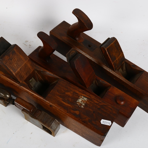 53 - A group of 5 planes, to include a Record steel no. 0778 bull nose rabbet plane, a generic bull nose ... 