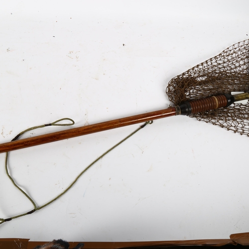 88 - An early 20th century salmon landing net