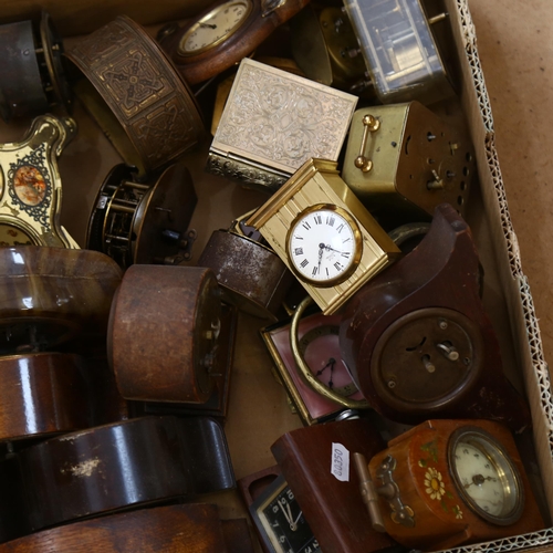 404 - A boxful of small clocks and carriage clocks