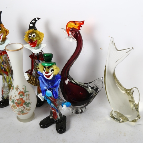 433 - 3 Murano style clowns, a cockerel, fish etc