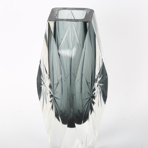 70 - Mandruzzato Murano facted and cut glass vase, height 15.5cm