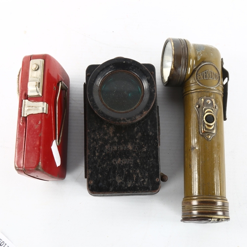 261 - 3 World War II period torches, US Paratrooper Eveready TL-122-A flashlight, German Pertrix Nr 678 si... 