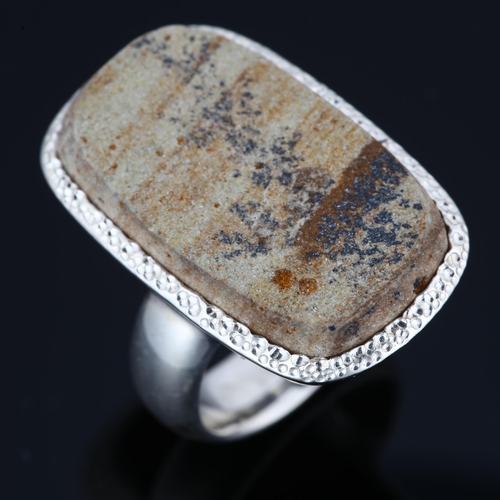 1240 - A modern sterling silver dendrite panel ring, setting height 29.3mm, size N, 12.6g